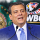 WBC le pide a Noel Mikaelian que se defina.
