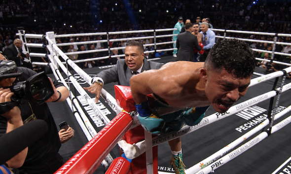“Pitbull” Cruz destruyó a un timorato Néstor Bravo en seis asaltos.