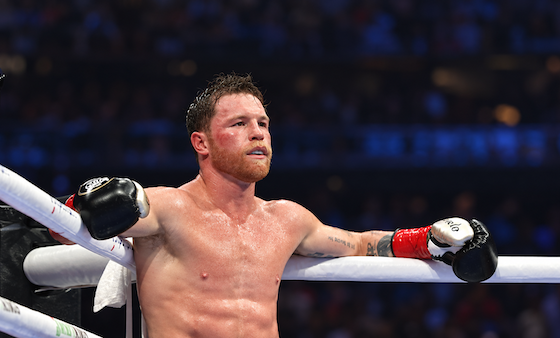 Canelo peleará en Riad entre misiles y alertas de seguridad
