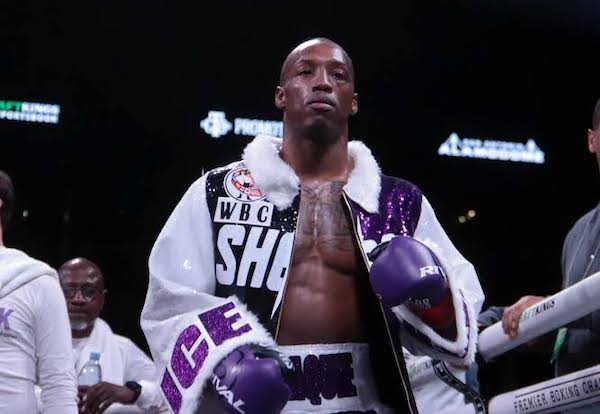 Foster promete dar una lección de boxeo a Navarrete.