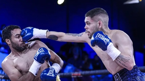 Diego Sánchez liquidó a Leonardo Uzcategui en Buenos Aires.